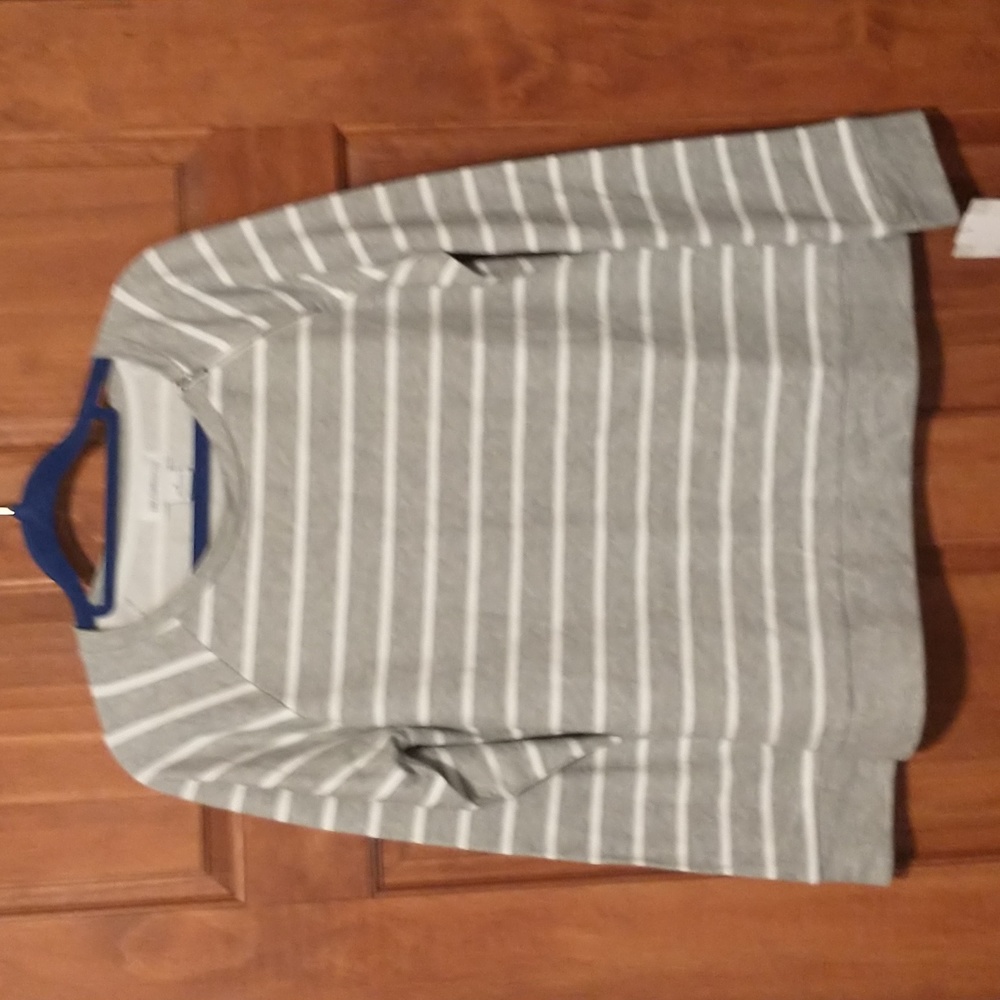 Liz Claiborne woman's size S cotton soft long sleeve pullover NWT